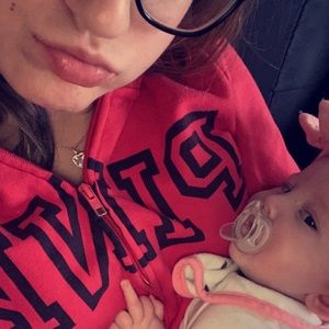 Meet your Posher, Kayla